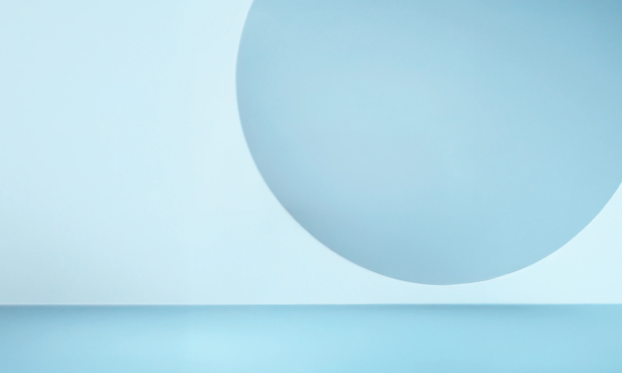 00_light-blue-abstract-background-for-cold-products-machine-SPM-hero-2000x1200