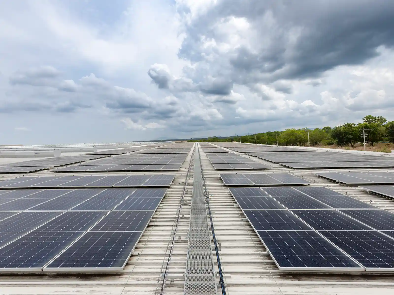 <div>
<div><strong>Produzione sostenibile.</strong> Il nostro impegno</div>
</div>
