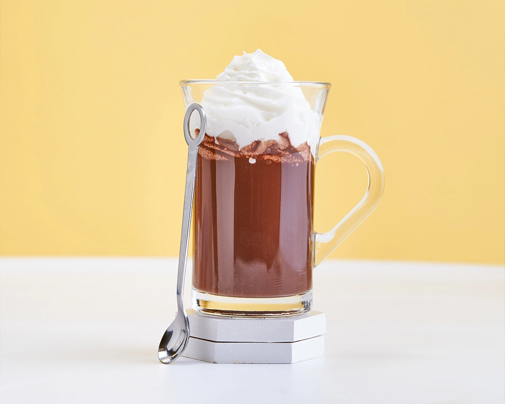 Cup-of-hot-chocolate-with-cream-on-top-SPM-1000x800